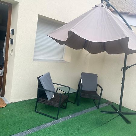 Le Petit Prince , Jolie Maisonnette Terrasse Netflix Parking Prive Jeux De Societe Бург-ан-Бресс Екстер'єр фото
